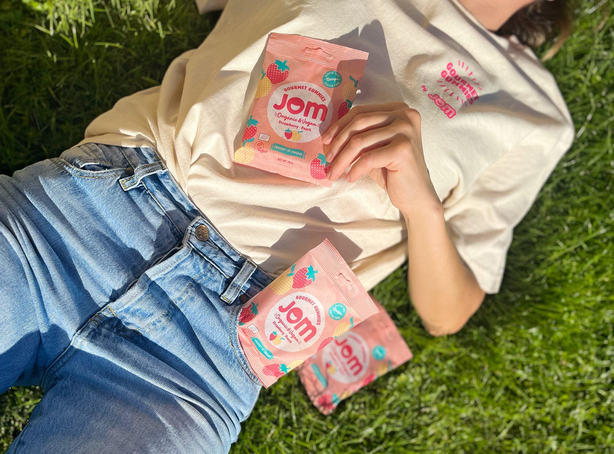 JOM Strawberry and Peach Organic Vegan Allergen Free Gummies